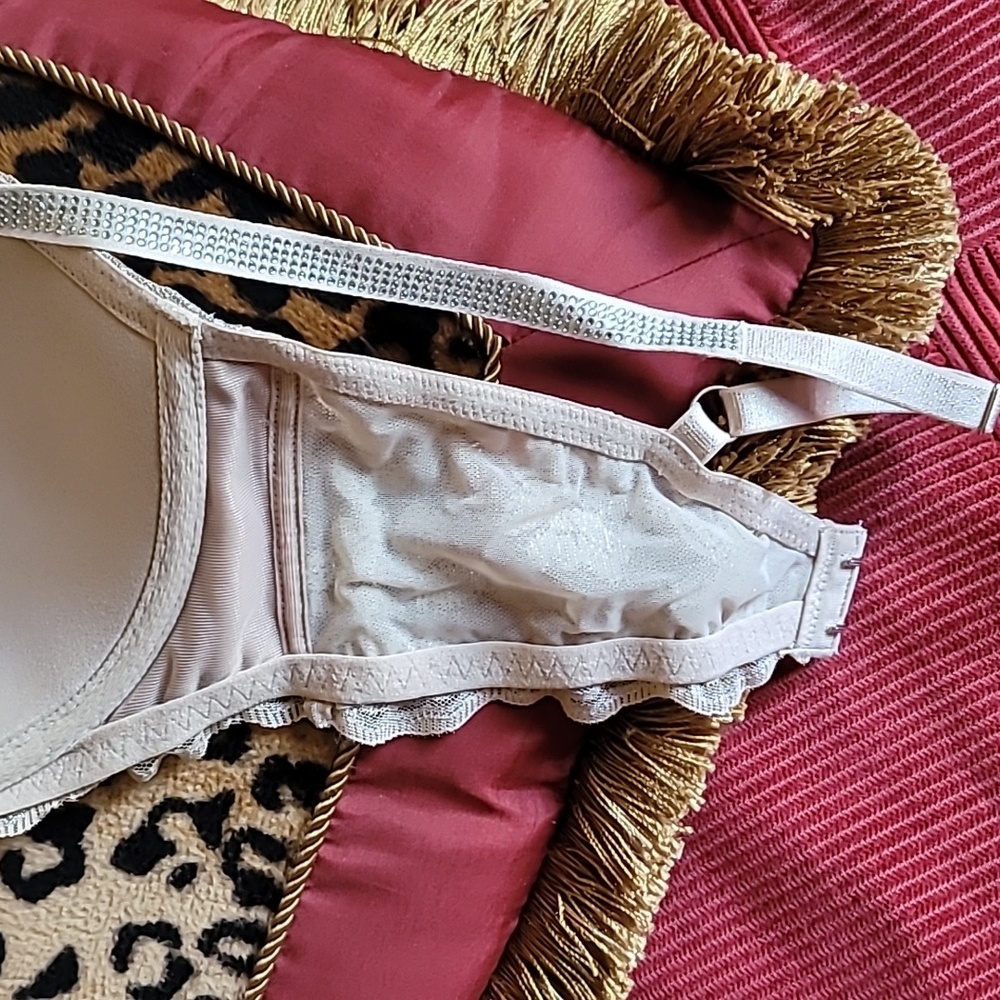 Bra - Picture 4 of 7